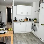 Apartment Bonnystay L Modern L Zentral L Work Space L Kitchen L Smart Tv L Wlan *