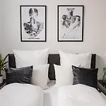 Bonnystay L Modern L Zentral L Work Space L Kitchen L Smart Tv L Wlan *