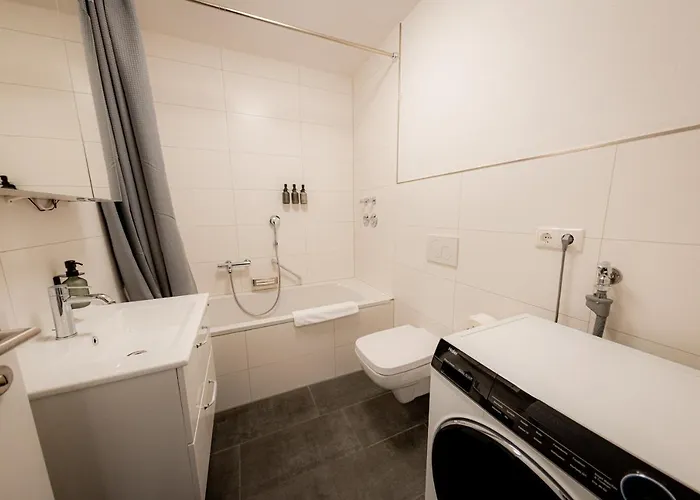 Bonnystay L Modern L Zentral L Work Space L Kitchen L Smart Tv L Wlan 公寓 *