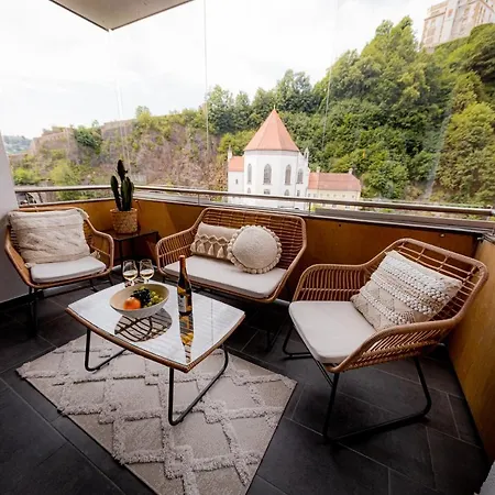 Bonnystay L Modern L Zentral L Work Space L Kitchen L Smart Tv L Wlan Apartment Passau