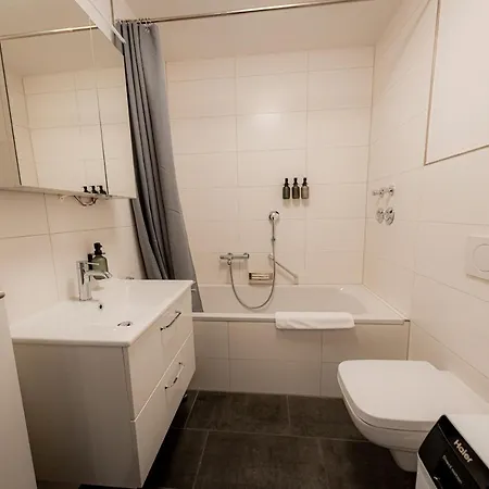 Bonnystay L Modern L Zentral L Work Space L Kitchen L Smart Tv L Wlan Apartmán Pasov